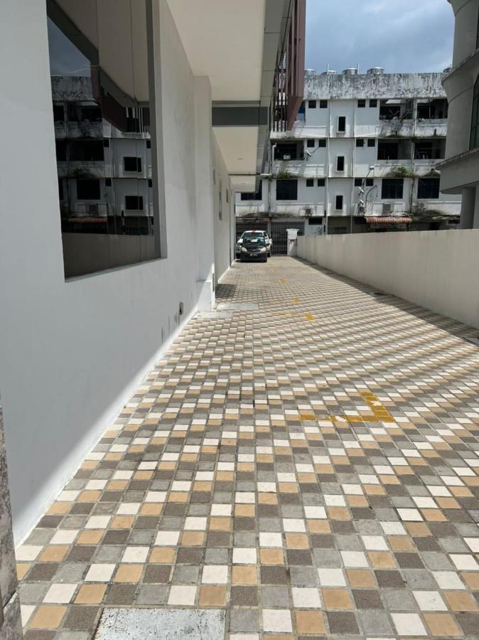 Nova Hotel Miri Exterior foto
